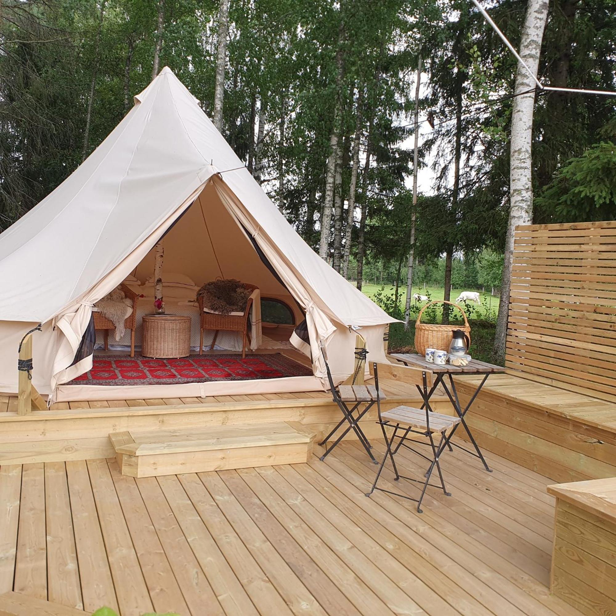 Skalbo Gardsglamping Hotel Järvsö Buitenkant foto